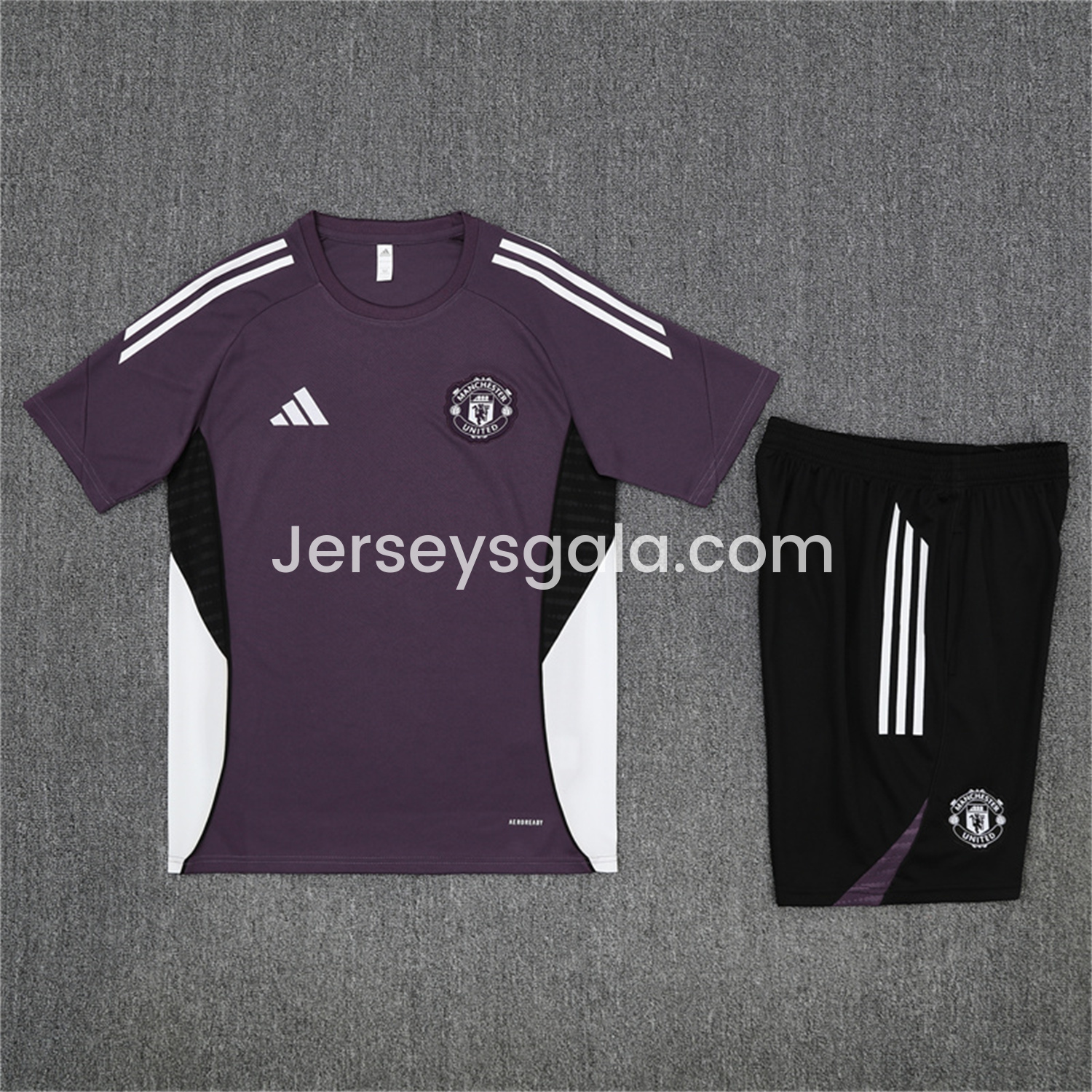 Manchester United 25-26 Kids Short-Sleeve Training Set - Purple Top & Black shorts - JerseysGala