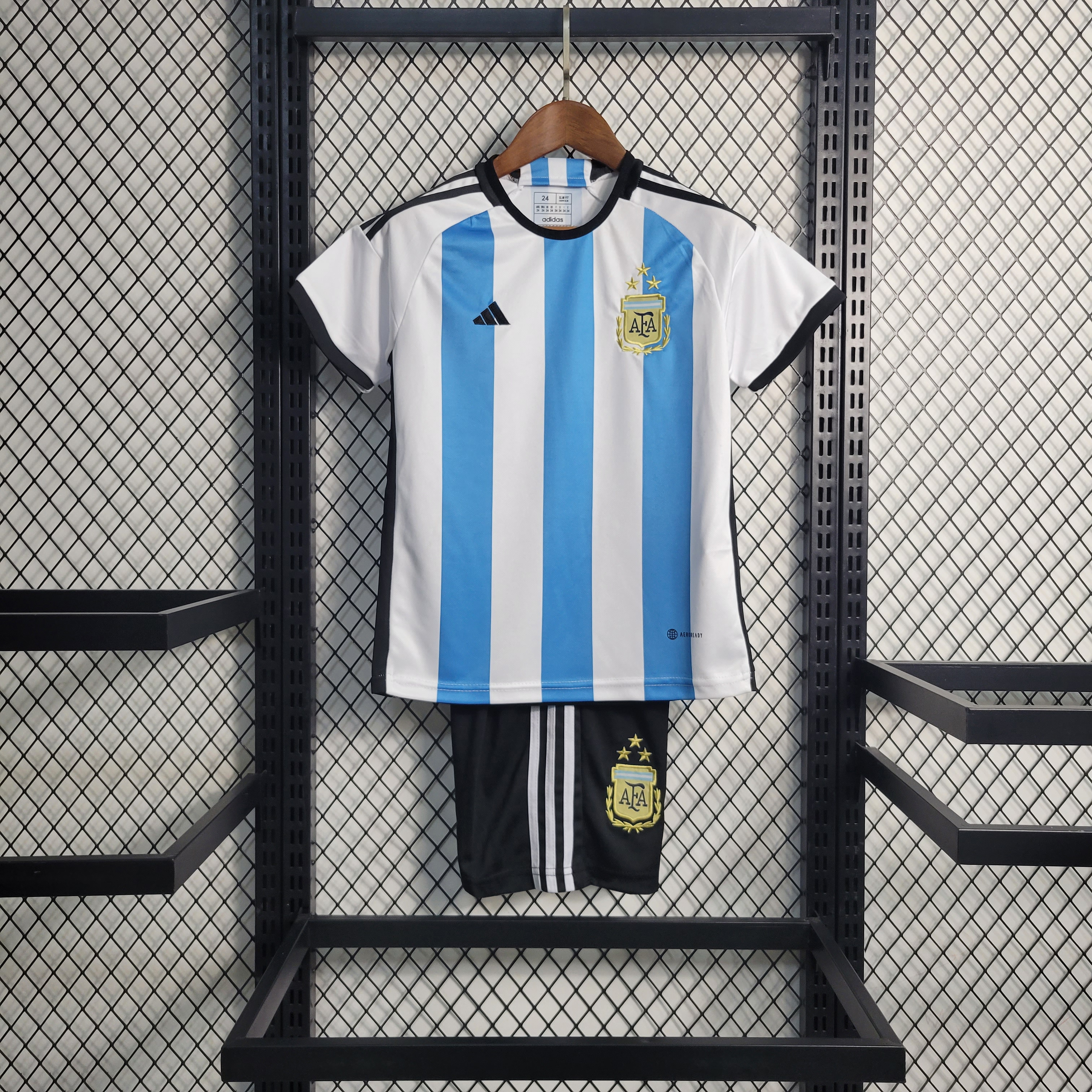 Argentina 3 Stars 22-23 Home Stadium Kids Kit ( with 2022 World Champions Patch ) - JerseysGala