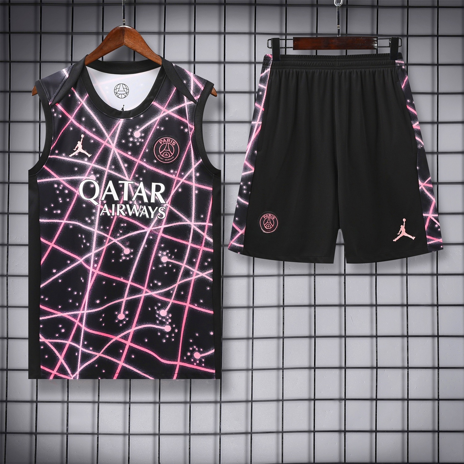 Paris Saint-Germain PSG 25-26 Vest Training Set - Pink Fluorescent Rays Black Vest & Black Shorts - JerseysGala