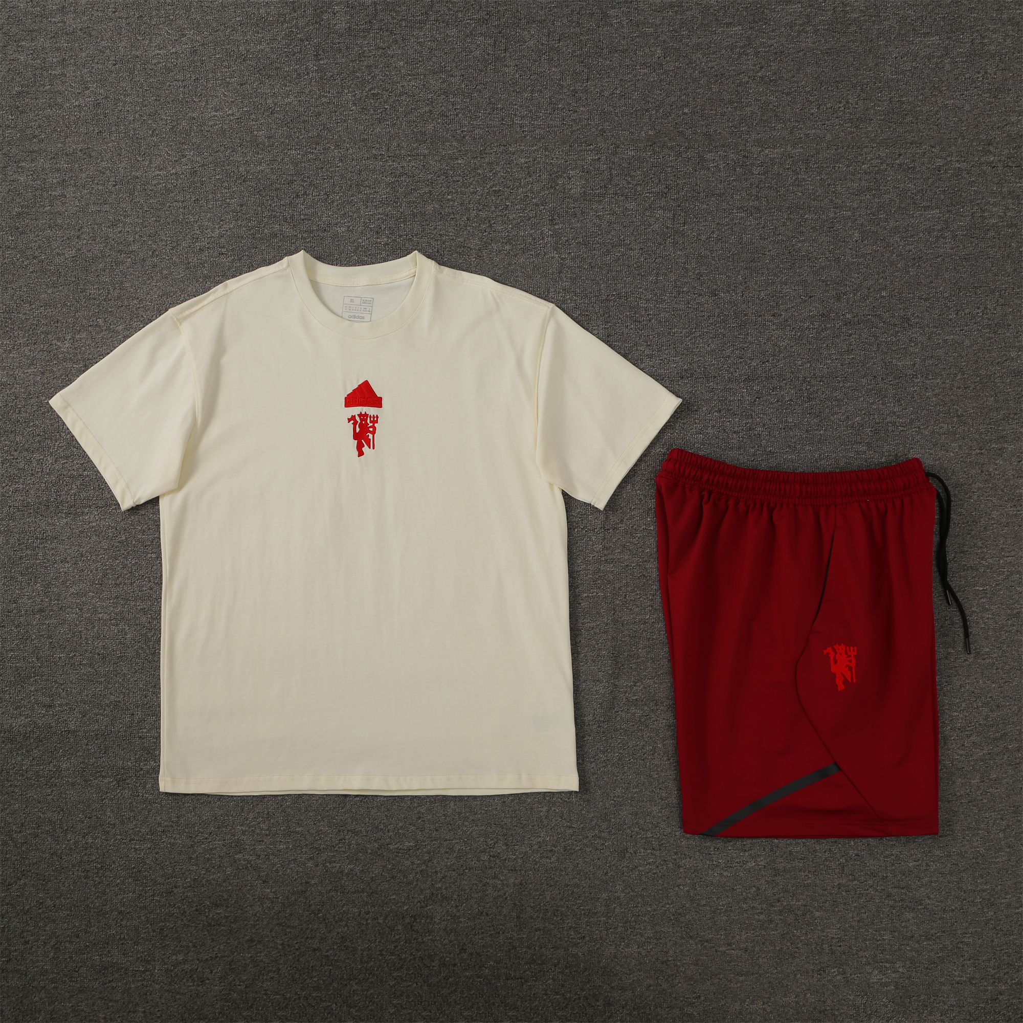 Manchester United 24-25 Short-Sleeve Training Set - Milky White Top & Red Shorts - JerseysGala