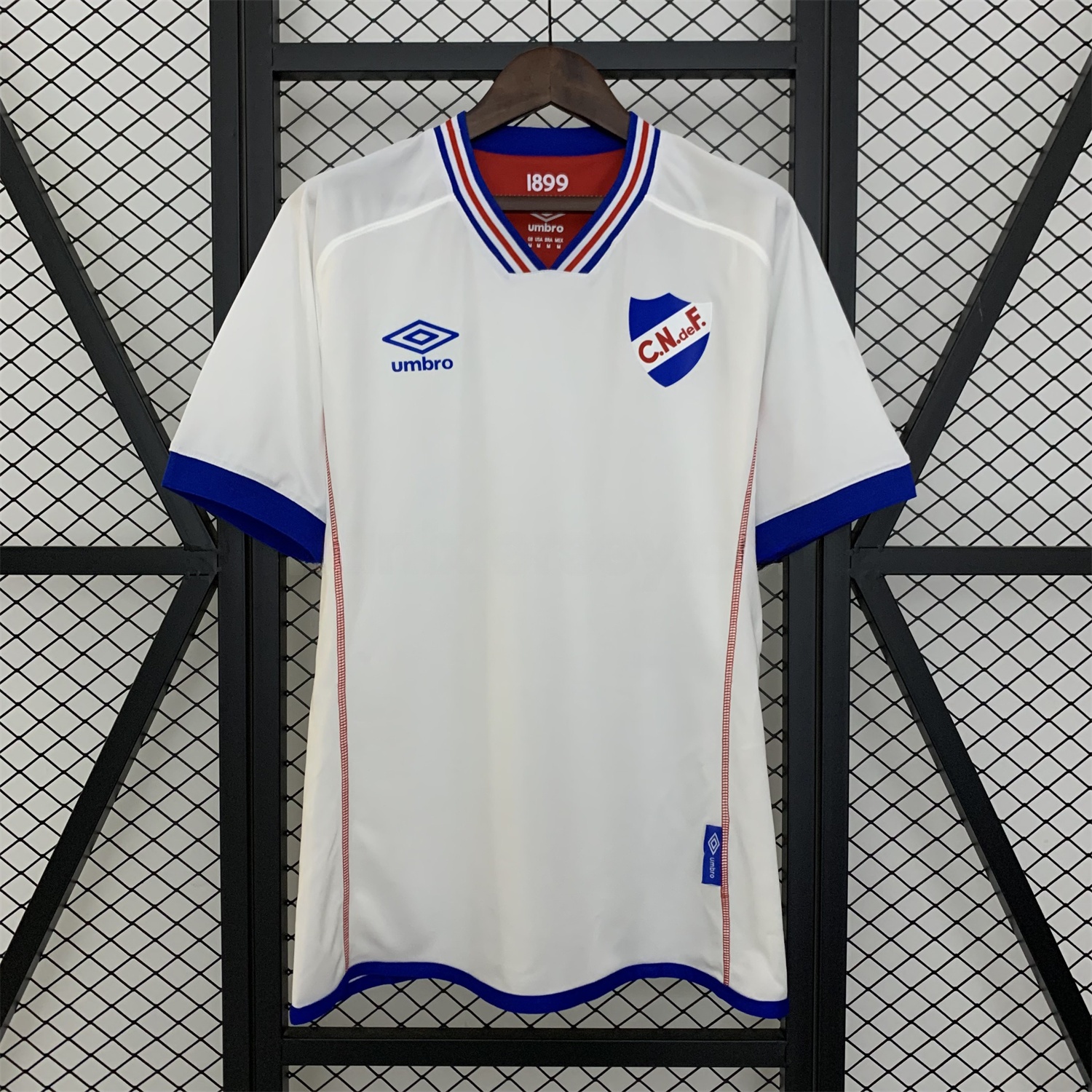 Uruguay Nacional Club Nacional de Football 25-26 White Training Jersey - Fans Version - JerseysGala