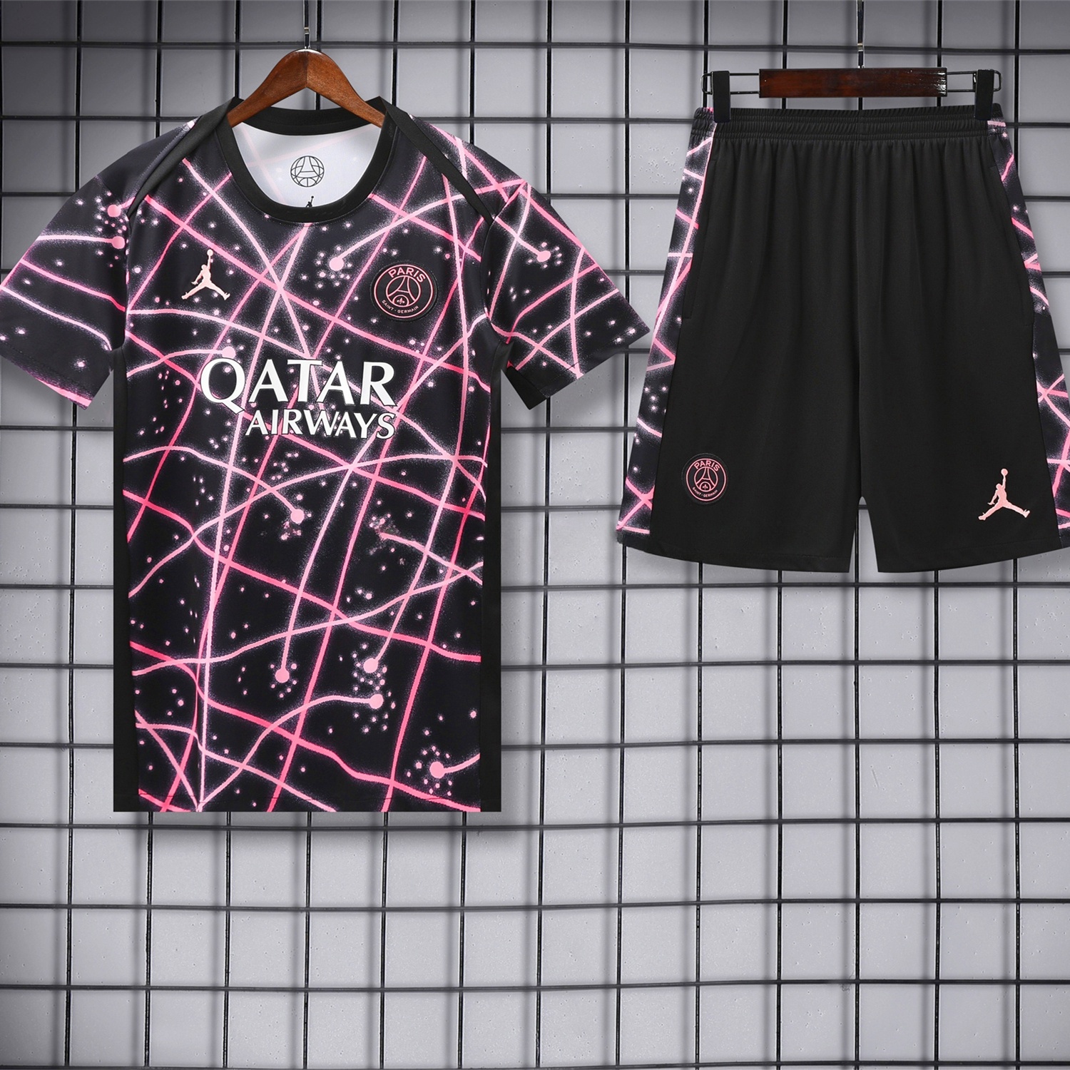Paris Saint-Germain PSG 25-26 Short-Sleeve Training Set - Pink Fluorescent Rays Black Top & Black Shorts - JerseysGala